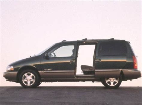 1999 Nissan Quest photo