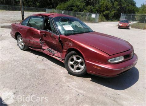 1999 Oldsmobile Oldsmobile truck photo