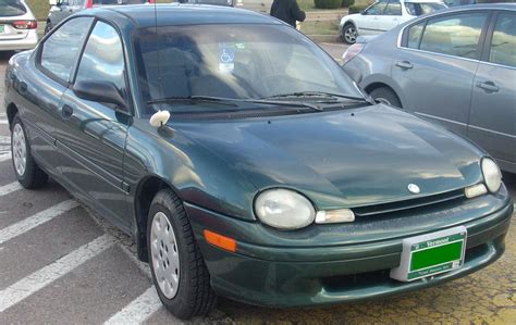 1999 Plymouth Neon photo