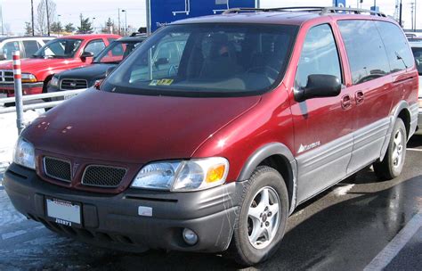 1999 Pontiac Montana photo