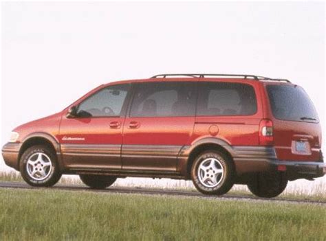 1999 Pontiac Montana photo