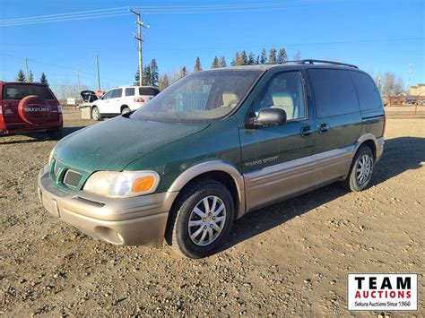 1999 Pontiac Trans sport photo