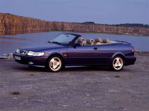 1999 Saab 9-3 convertible photo