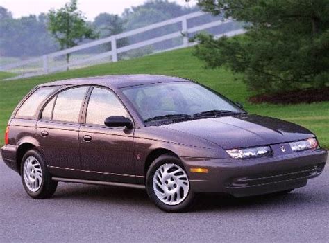 1999 Saturn Wagon photo