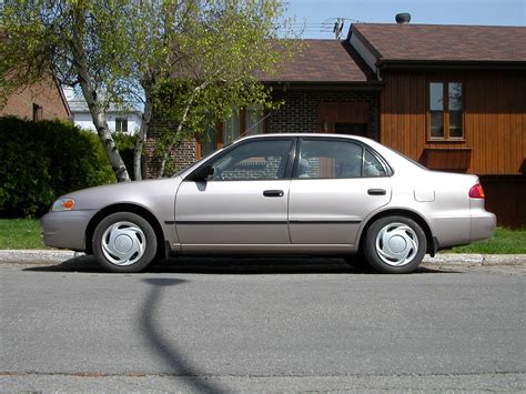 1999 Toyota Corolla photo