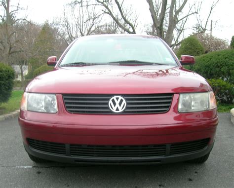 1999 Volkswagen Passat photo