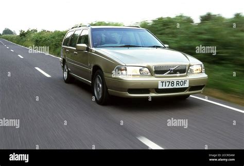 1999 Volvo 850 photo