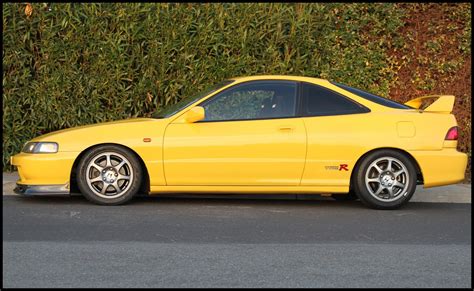 2000 Acura Integra photo