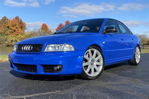 2000 Audi S4 photo