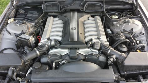 2000 Bmw 750il engine