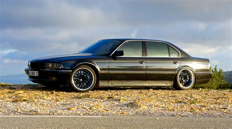 2000 Bmw E38 photo