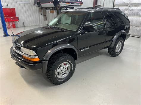 2000 Chevrolet Blazer photo