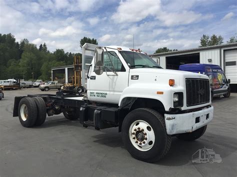 2000 Chevrolet C7500