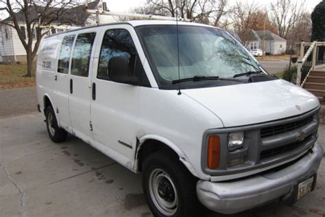 2000 Chevrolet Express 2500