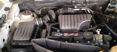 2000 Chevrolet S utility engine