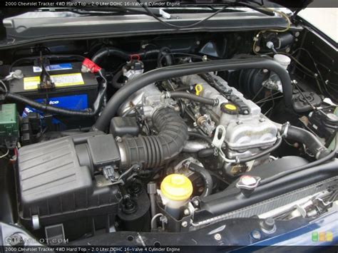 2000 Chevrolet Tracker engine