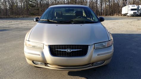 2000 Chrysler Cirrus photo