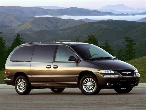 2000 Chrysler Town and country