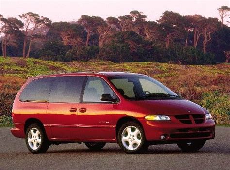 2000 Chrysler Van photo