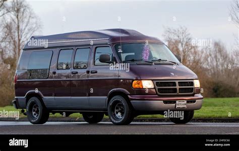 2000 Dodge Ram van