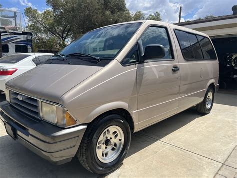 2000 Ford Aerostar photo