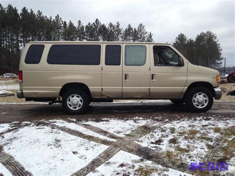 2000 Ford Club wagon