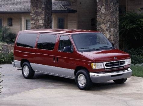 2000 Ford Econoline photo