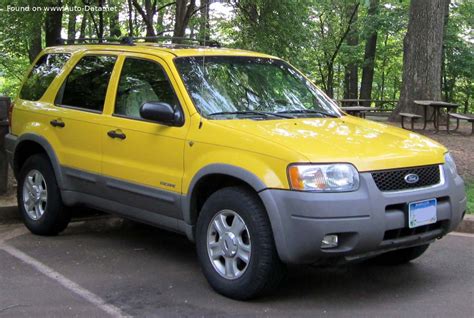 2000 Ford Escape engine