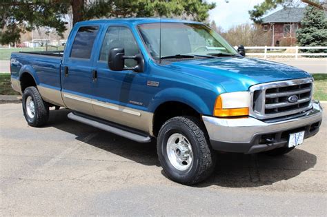 2000 Ford F-350 engine