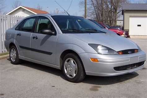 2000 Ford Focus photo