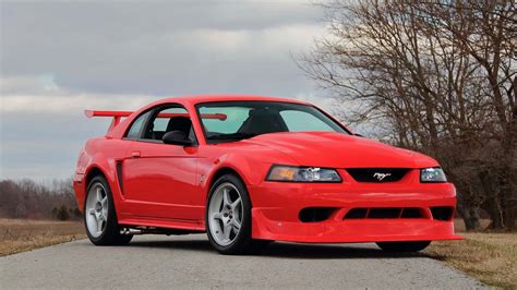 2000 Ford Mustang photo