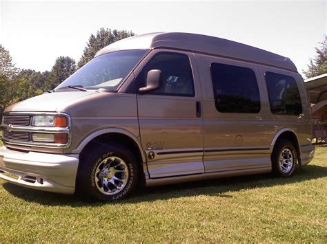 2000 Gmc Express engine