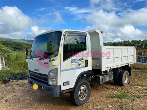 2000 Isuzu Isuzu truck photo