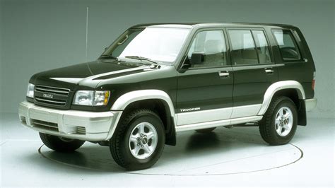 2000 Isuzu Trooper photo