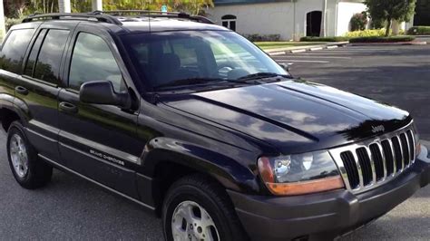 2000 Jeep Laredo photo