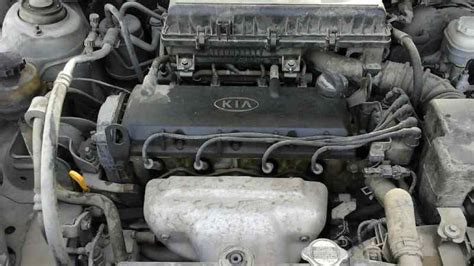 2000 Kia Rio engine