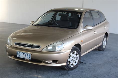 2000 Kia Rio photo