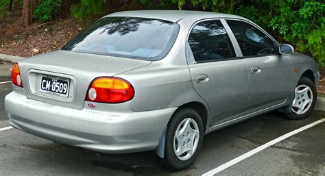 2000 Kia Sephia