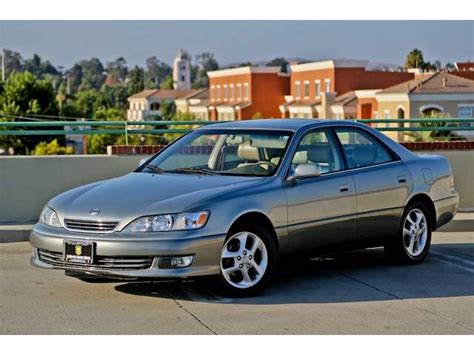 2000 Lexus Es