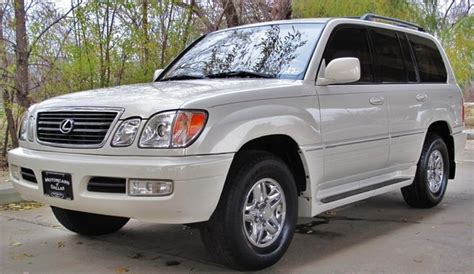 2000 Lexus Lx470 photo