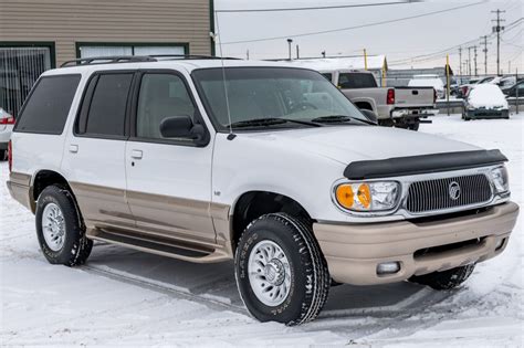 2000 Mercury Mountaineer photo