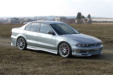 2000 Mitsubishi Galant photo