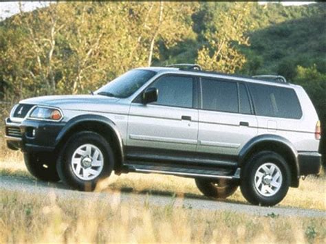 2000 Mitsubishi Montero sport photo