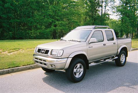 2000 Nissan Crew cab