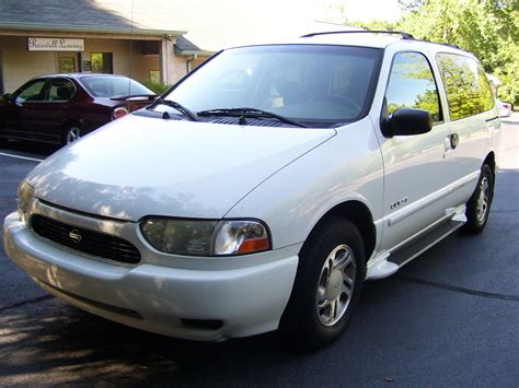 2000 Nissan Quest