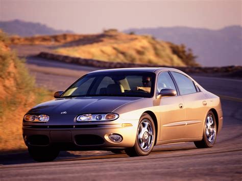 2000 Oldsmobile Aurora