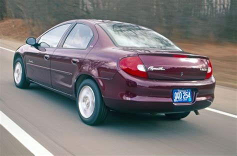 2000 Plymouth Neon photo