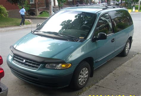 2000 Plymouth Voyager