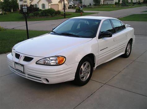 2000 Pontiac Grand am photo