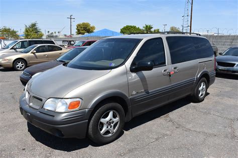 2000 Pontiac Montana photo